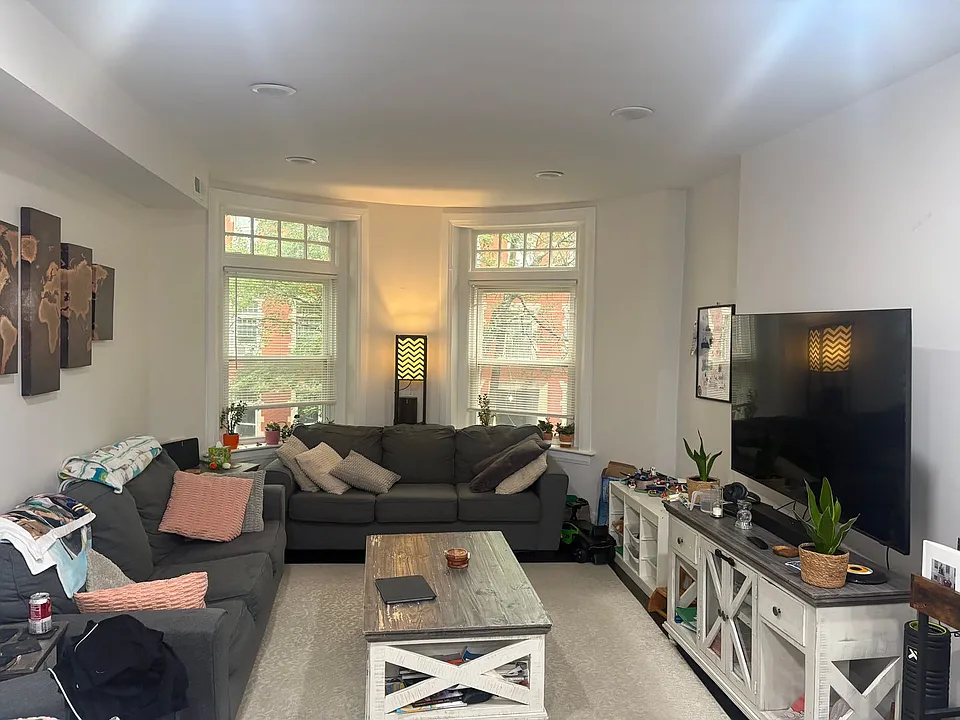 13 Strathmore Rd #5