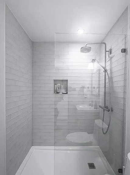 Rainshower head/hand-held combo