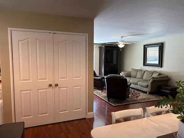 553 Bonita Ave — Photo 28
