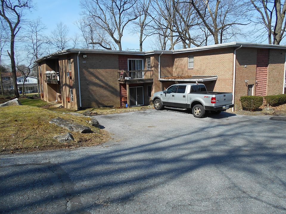 Apartment Building