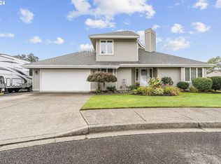1610 E Briar Ct, Newberg, OR 97132