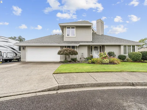 1610 E Briar Ct, Newberg, OR 97132