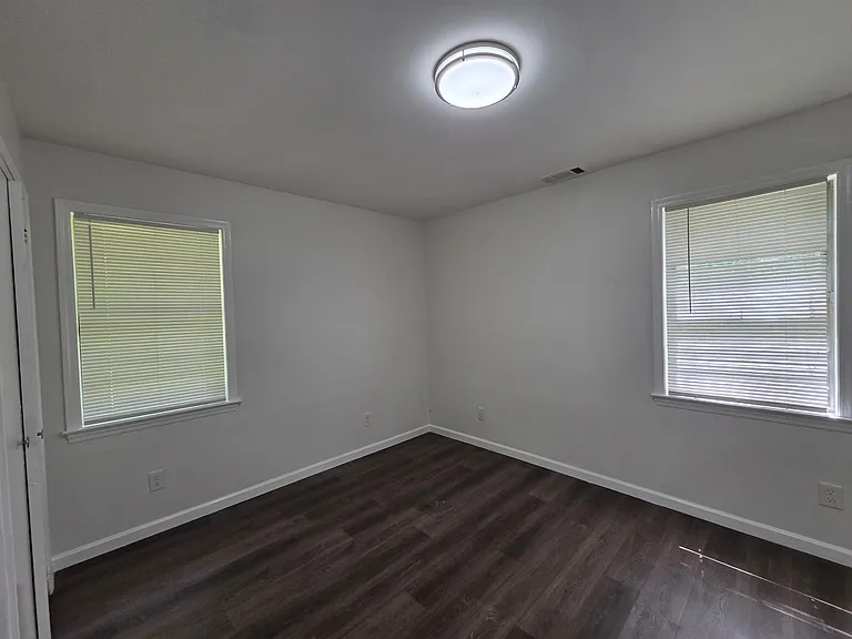 3992 Ridgedale St — Photo 5