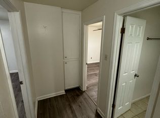 3773 Montgomery Rd SW #B, Huntsville, TX 77340