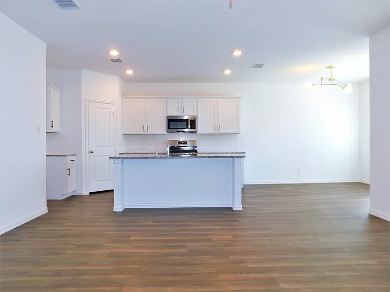1624 Da Vinci Dr — Photo 7