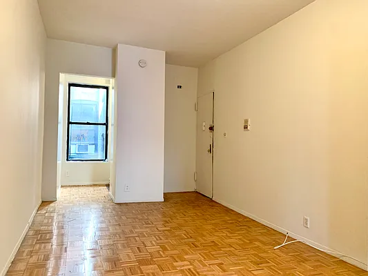 Rented by Compass | media 4