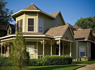 401 S Locust St APT 105, Denton, TX 76201