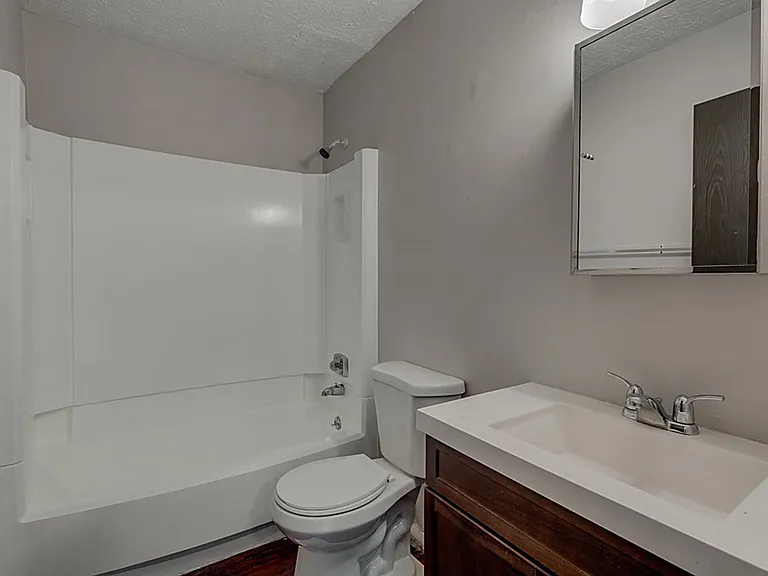 422 S Miami Ave #2 — Photo 5