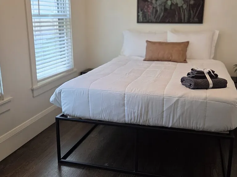 2631 Regent St #B — Photo 11
