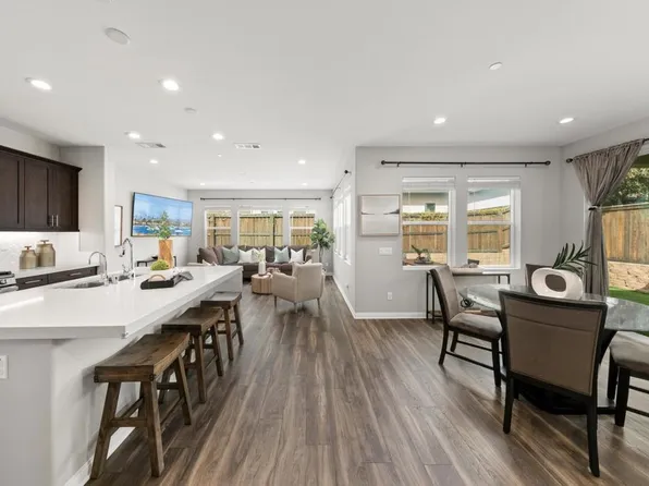 937 Camino Aldea, Chula Vista, CA 91913