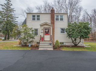 9 Jacksonville Dr, Parsippany, NJ 07054