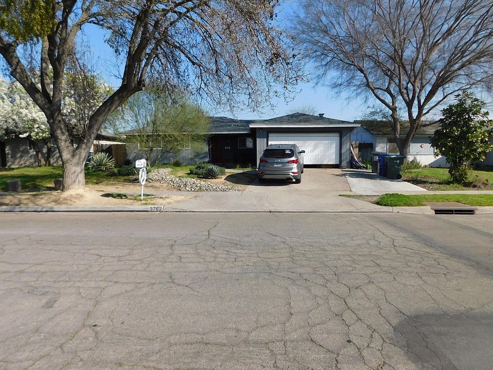 1st image of 3762 N Claremont Ave