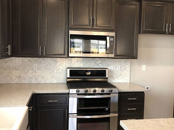 Lot 220 Kitchen