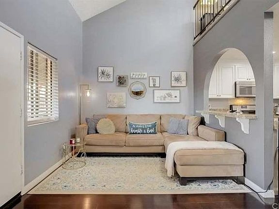 4th image of 18006 River Cir APT 10