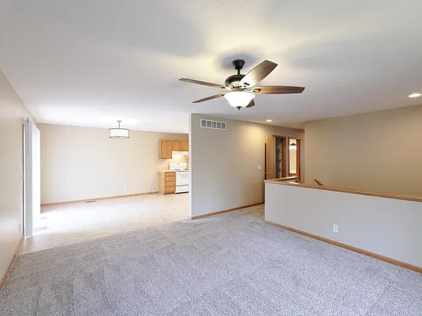 8675 Lexington Ave, Lincoln, NE 68505