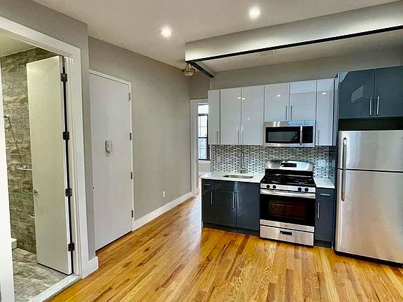 4th image of 161 Tompkins Ave #4A
