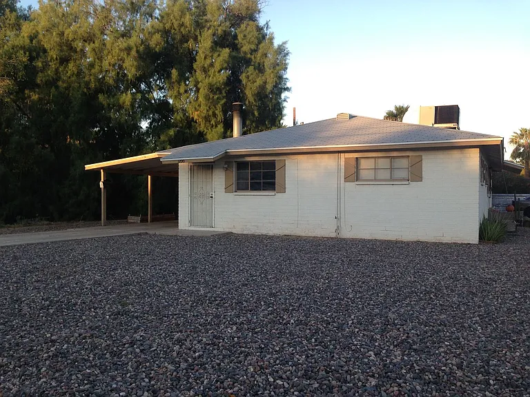 1200 S Farmer Ave — Photo 9