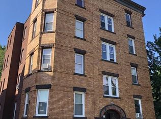 19 Warner St, Springfield, MA 01108