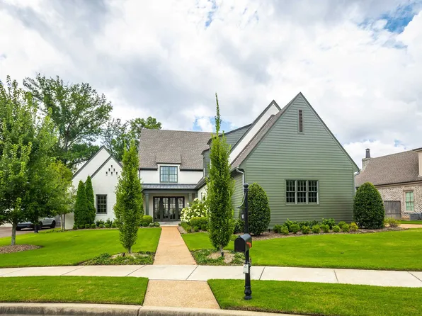 9071 Winston Woods Cir, Germantown, TN 38139