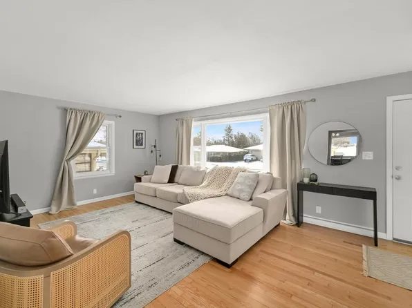 N85W17294 Lee PLACE, Menomonee Falls, WI 53051