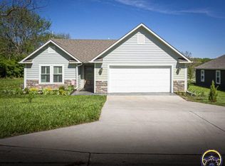 3018 NE Quincy St, Topeka, KS 66617