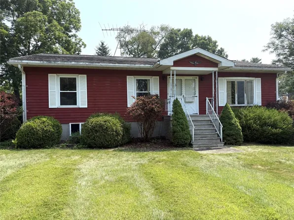 8 Banford Rd, Binghamton, NY 13901
