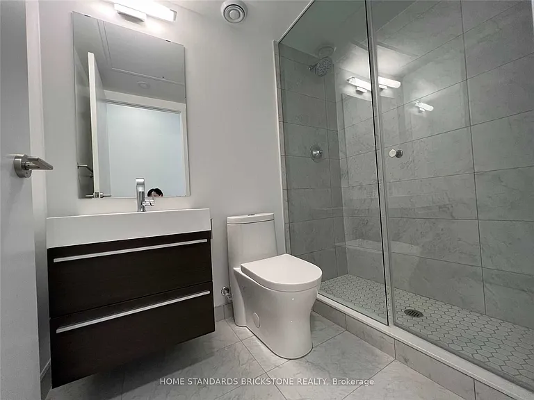 39 Roehampton Ave #2403 — Photo 7
