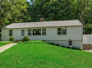 11 Ridgewood Rd, Wilton, CT 06897