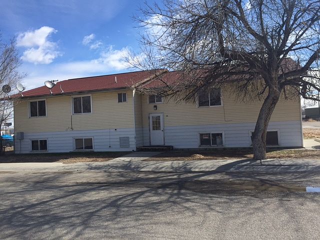 1st image of 325 S 2nd St APT 5