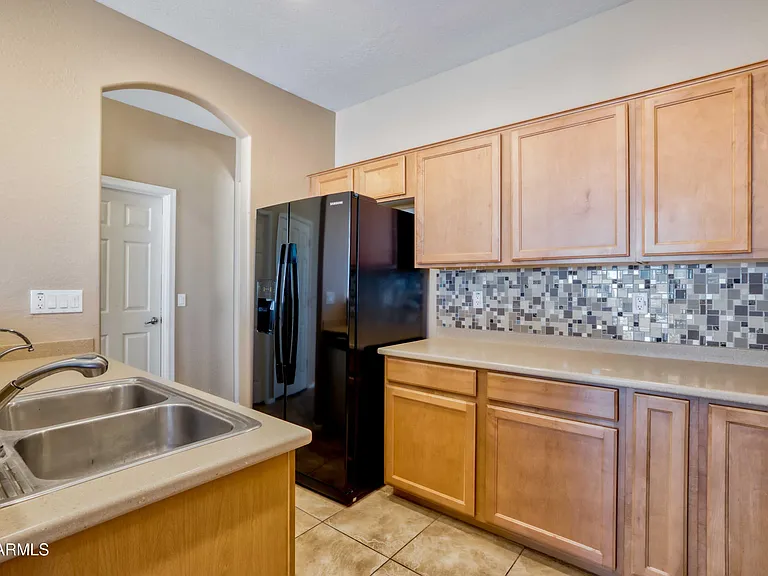 15273 W Roanoke Ave — Photo 8