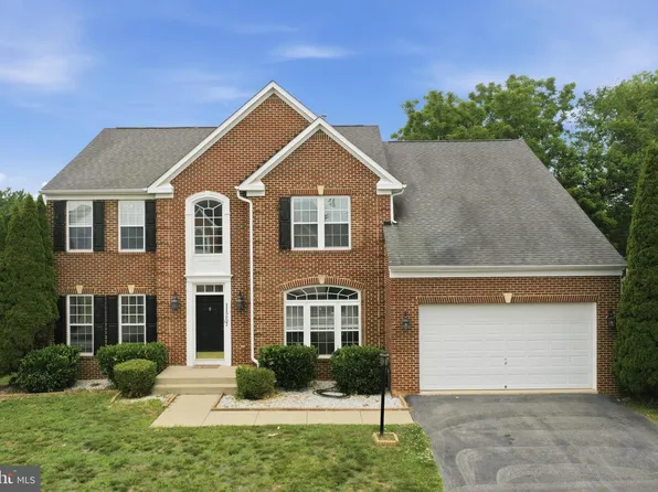 11257 Suffolk Dr, Hagerstown, MD 21742