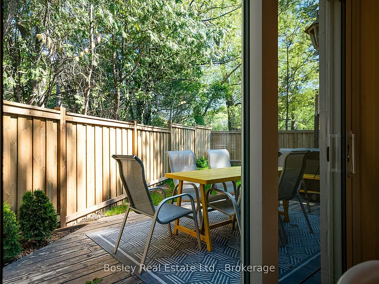 102 Helen St — Photo 19