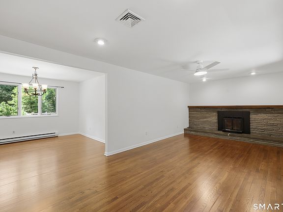 3rd image of 207 Barncroft Road