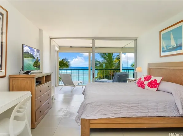 2877 Kalakaua Ave APT 306, Honolulu, HI 96815