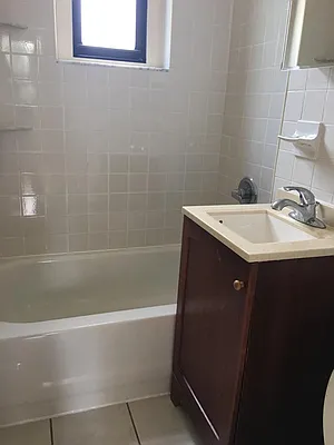 Rented by Manhattan Flats | media 21