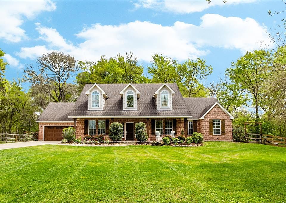 1st image of 32602 Waterworth Ct