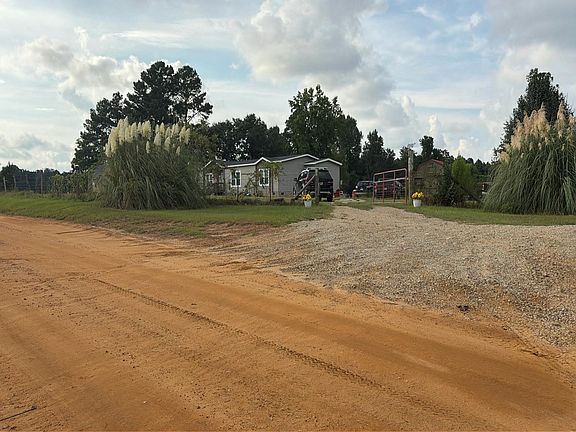 5th image of 1669 Firetower Rd