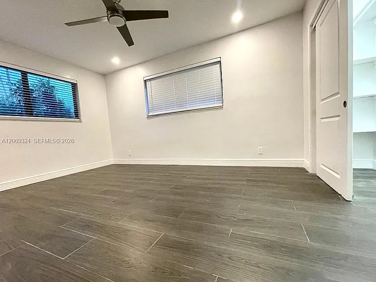 4910 Jefferson St — Photo 19