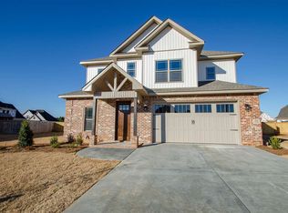 308 Perth Ct, Bonaire, GA 31088