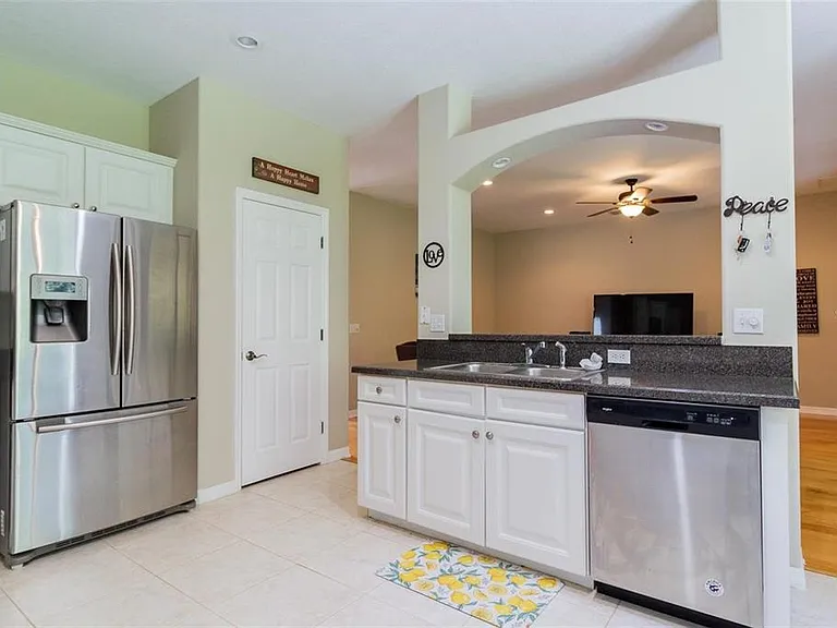 6919 Eagle Ridge Blvd — Photo 11