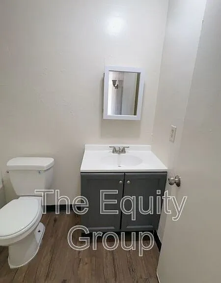 352 S Blackstone St #8 — Photo 8