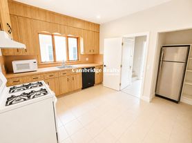 111 Hillsdale Rd
