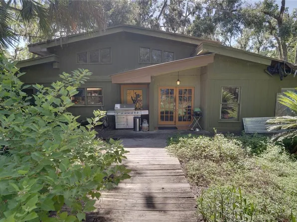 6924 Valrie Ln, Riverview, FL 33569