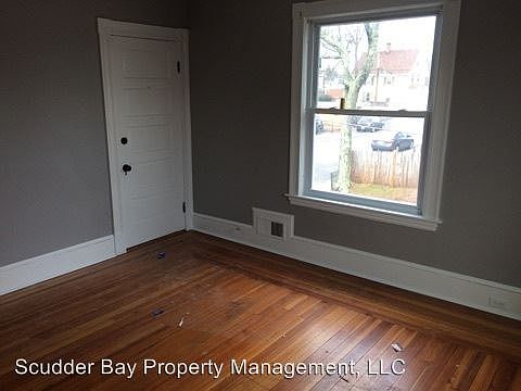 5th image of 1 Japonica Ave #2