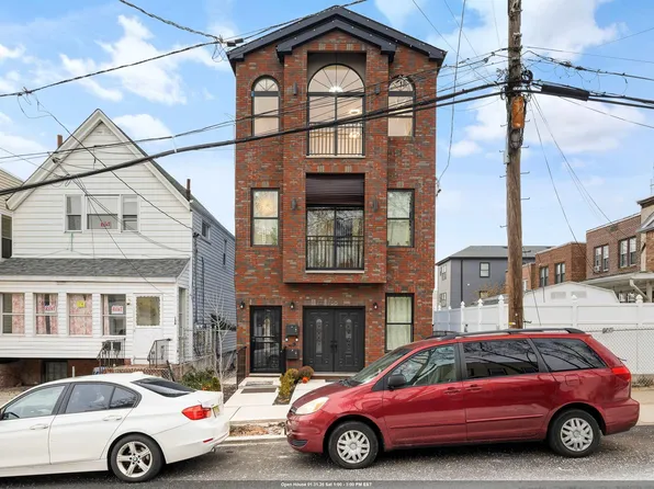 156 Leonard Street image 1 of 20