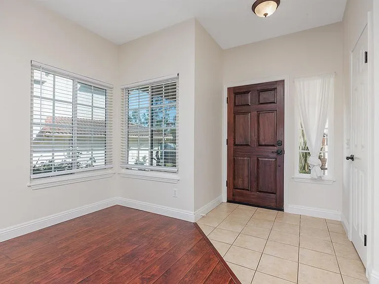1816 Willowspring Dr — Photo 4