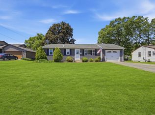 303 College St, Chicopee, MA 01020