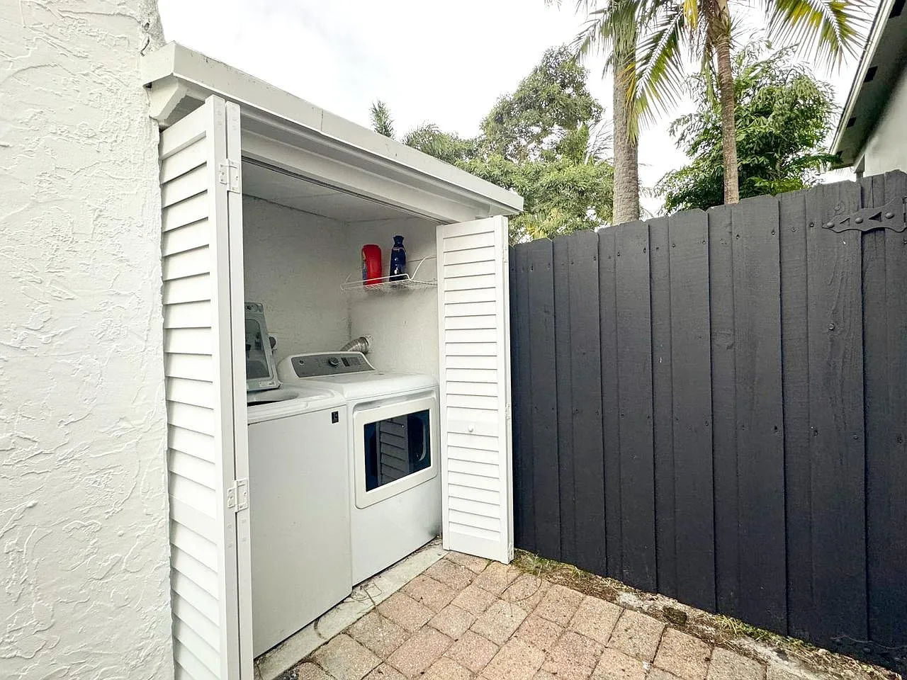 Studio, 450 sqft, $2,000 — Photo 3