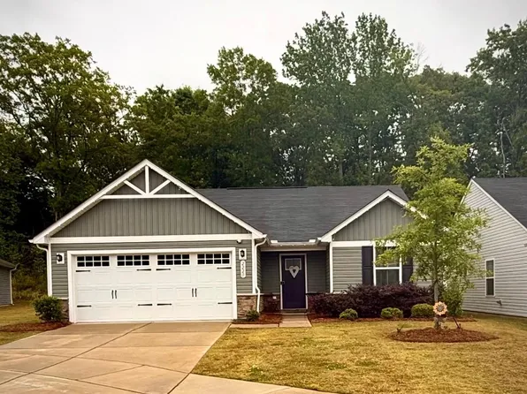 2220 Goldwood Dr, Charlotte, NC 28215