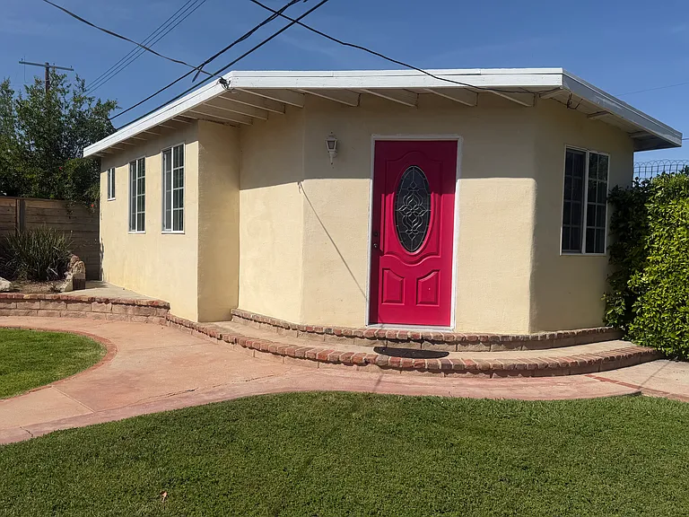 22901 Ingomar St — Photo 10
